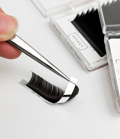 Effect Expert Black  Lash Extensions