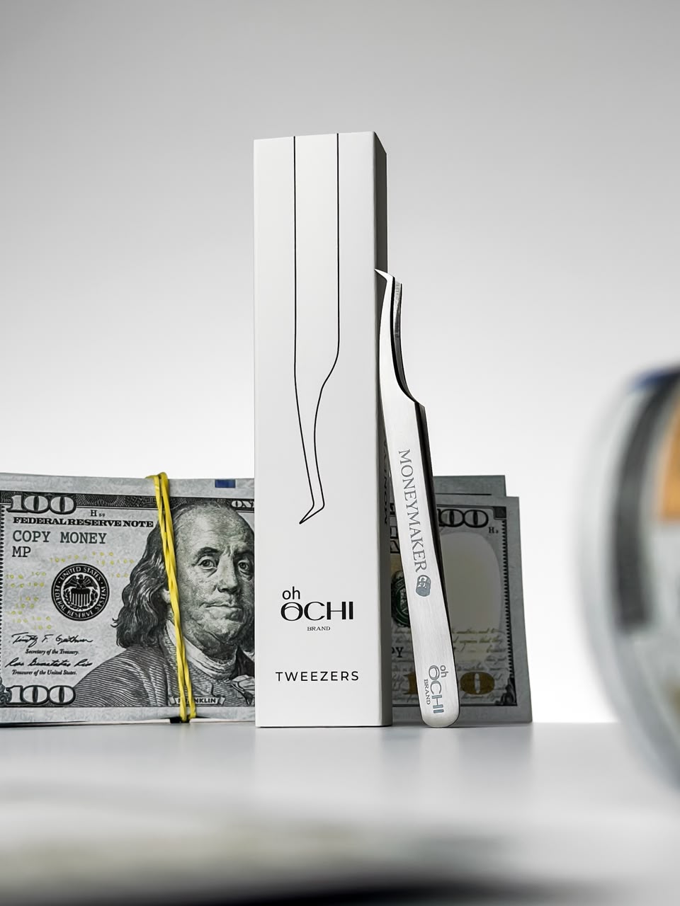 OhOchi "MONEYMAKER" Tweezers